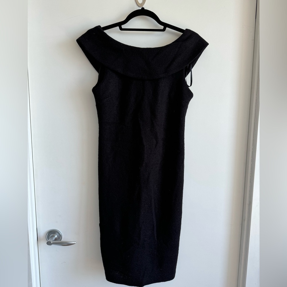 Banana Republic Sleeveless Scoop front and Back dress